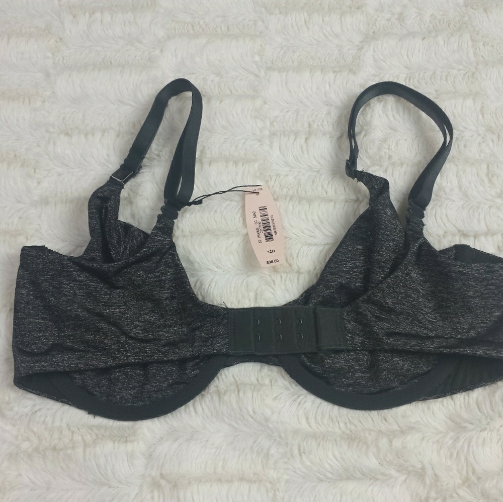 Victoria's Secret Unlined Semi Demi Bra Black NWT - Picture 2 of 2